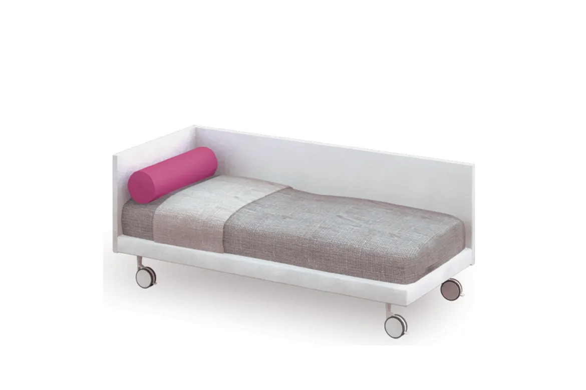 Manhattan padded bed